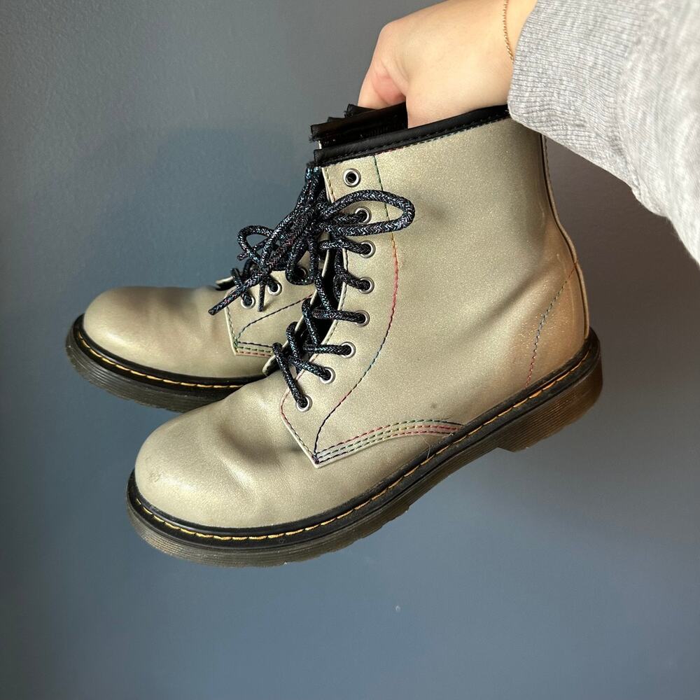 Doc Martens glittery grey‎ boots